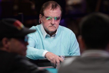 Pierre Neuville - Vierter mit 21.075.000 Chips Pierre Neuville