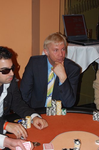 PokerOlymp.de Open 2 live aus Schenefeld: 1.500 Euro No Limit Hold\'em PokerOlymp.de Open 2 live aus Schenefeld: 1.500 Euro No Limit Hold\'em