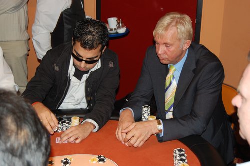 PokerOlymp.de Open 2 live aus Schenefeld: 1.500 Euro No Limit Hold\'em PokerOlymp.de Open 2 live aus Schenefeld: 1.500 Euro No Limit Hold\'em