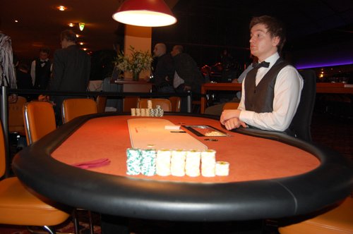 PokerOlymp.de Open 2 live aus Schenefeld: 1.500 Euro No Limit Hold\'em PokerOlymp.de Open 2 live aus Schenefeld: 1.500 Euro No Limit Hold\'em
