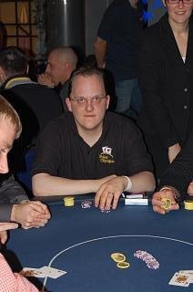 Tag 1 der EPT Dortmund Qualifikation im Casino Bad Oeynhausen Tag 1 der EPT Dortmund Qualifikation im Casino Bad Oeynhausen