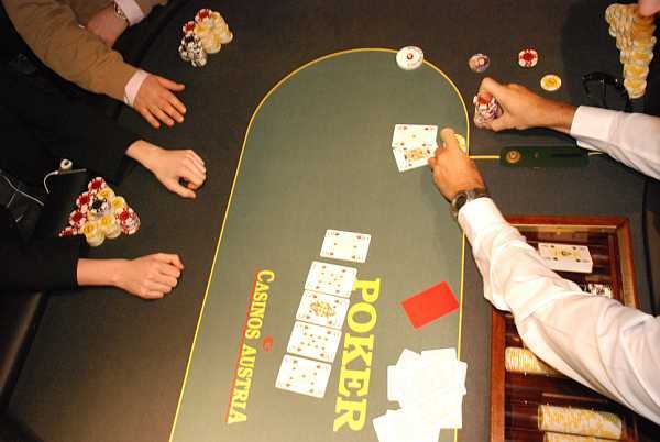 Poker Winter Challenge Live: € 800 No Limit Hold\'em Poker Winter Challenge Live: € 800 No Limit Hold\'em