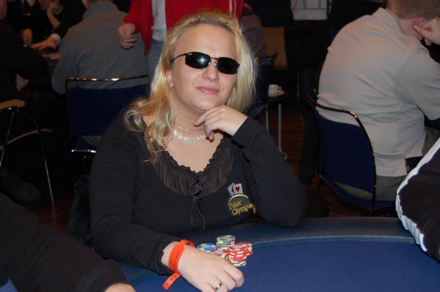 EPT Dortmund Live: Tag 2 im Casino Hohensyburg EPT Dortmund Live: Tag 2 im Casino Hohensyburg