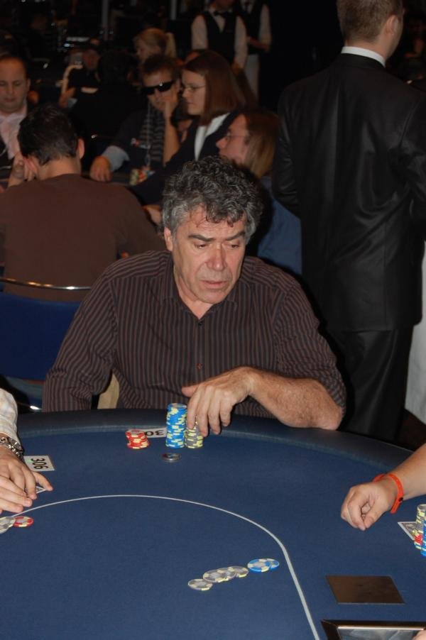 EPT Dortmund Live: Tag 2 im Casino Hohensyburg EPT Dortmund Live: Tag 2 im Casino Hohensyburg