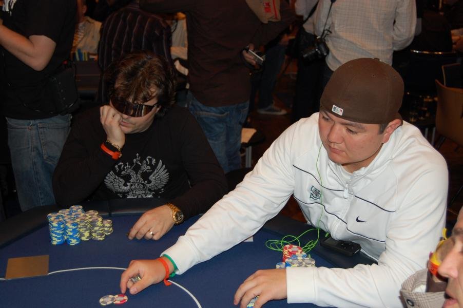 EPT Dortmund Live: Tag 2 im Casino Hohensyburg EPT Dortmund Live: Tag 2 im Casino Hohensyburg