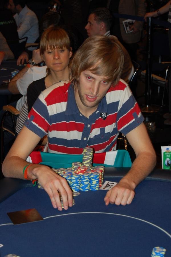 EPT Dortmund Live: Tag 2 im Casino Hohensyburg EPT Dortmund Live: Tag 2 im Casino Hohensyburg