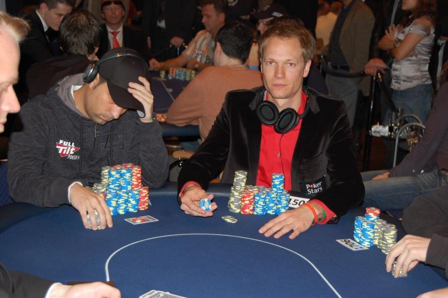 EPT Dortmund Live: Tag 2 im Casino Hohensyburg EPT Dortmund Live: Tag 2 im Casino Hohensyburg
