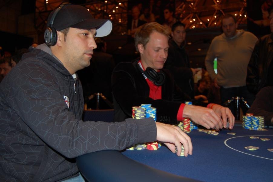 EPT Dortmund Live: Tag 2 im Casino Hohensyburg EPT Dortmund Live: Tag 2 im Casino Hohensyburg