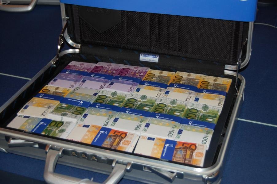 EPT Dortmund Live: Finale im Casino Hohensyburg EPT Dortmund Live: Finale im Casino Hohensyburg