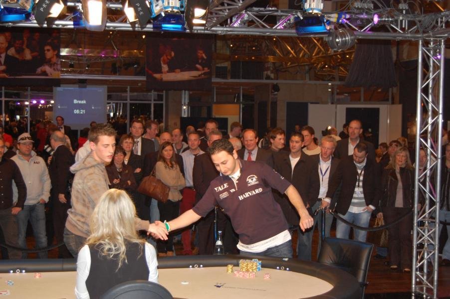 EPT Dortmund Live: Finale im Casino Hohensyburg EPT Dortmund Live: Finale im Casino Hohensyburg