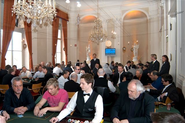 CAPT Salzburg Live: € 2.000 No Limit Hold\'em Main Event Tag 1 CAPT Salzburg Live: € 2.000 No Limit Hold\'em Main Event Tag 1