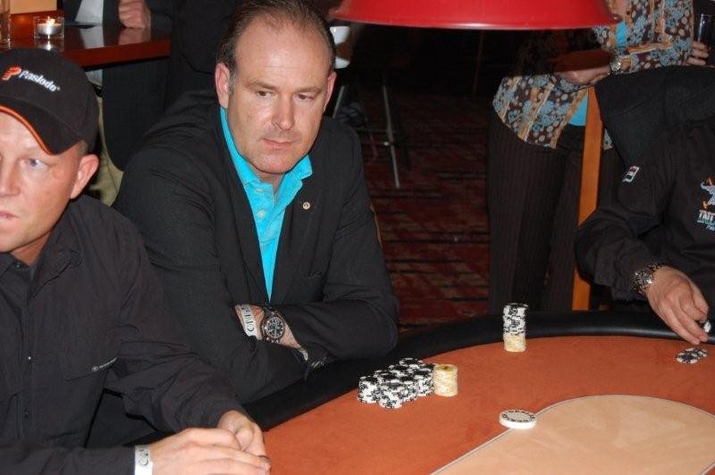 PokerOlymp.de Open Live aus Schenefeld: 800 Euro No Limit Hold\'em Tag PokerOlymp.de Open Live aus Schenefeld: 800 Euro No Limit Hold\'em Tag