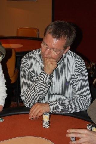 PokerOlymp.de Open Live aus Schenefeld: 800 Euro No Limit Hold\'em Tag PokerOlymp.de Open Live aus Schenefeld: 800 Euro No Limit Hold\'em Tag