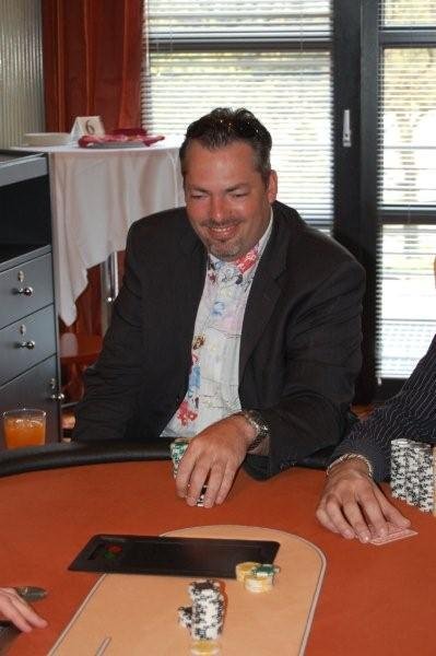 PokerOlymp.de Open Live aus Schenefeld: 800 Euro No Limit Hold\'em Fina PokerOlymp.de Open Live aus Schenefeld: 800 Euro No Limit Hold\'em Fina