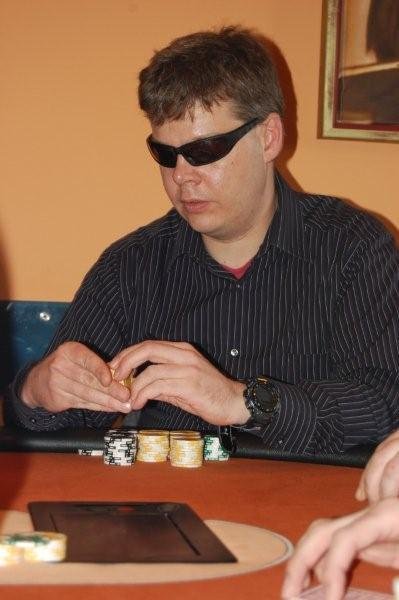 PokerOlymp.de Open Live aus Schenefeld: 800 Euro No Limit Hold\'em Fina PokerOlymp.de Open Live aus Schenefeld: 800 Euro No Limit Hold\'em Fina