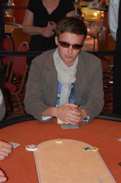 PokerOlymp.de Open Live aus Schenefeld: 800 Euro No Limit Hold\'em Fina PokerOlymp.de Open Live aus Schenefeld: 800 Euro No Limit Hold\'em Fina
