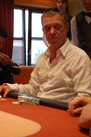 PokerOlymp.de Open Live aus Schenefeld: 800 Euro No Limit Hold\'em Fina PokerOlymp.de Open Live aus Schenefeld: 800 Euro No Limit Hold\'em Fina
