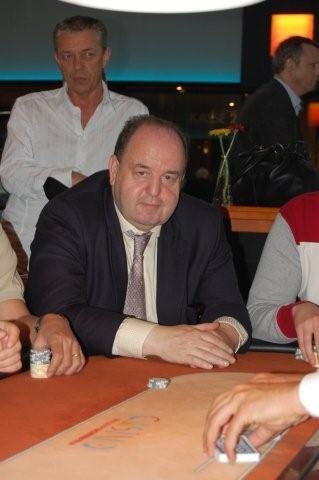 PokerOlymp.de Open Live aus Schenefeld: 1500 Euro No Limit Hold\'em Tag PokerOlymp.de Open Live aus Schenefeld: 1500 Euro No Limit Hold\'em Tag