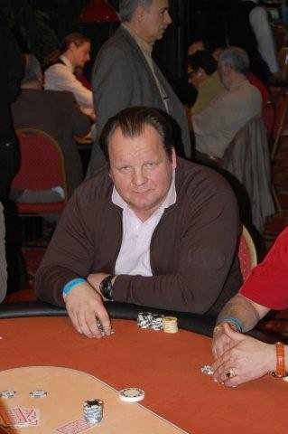 PokerOlymp.de Open Live aus Schenefeld: 1500 Euro No Limit Hold\'em Tag PokerOlymp.de Open Live aus Schenefeld: 1500 Euro No Limit Hold\'em Tag