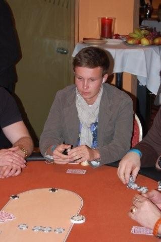 PokerOlymp.de Open Live aus Schenefeld: 1500 Euro No Limit Hold\'em Tag PokerOlymp.de Open Live aus Schenefeld: 1500 Euro No Limit Hold\'em Tag