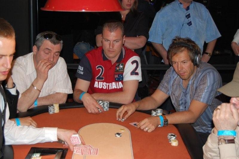 PokerOlymp.de Open Live aus Schenefeld: 1500 Euro No Limit Hold\'em Tag PokerOlymp.de Open Live aus Schenefeld: 1500 Euro No Limit Hold\'em Tag