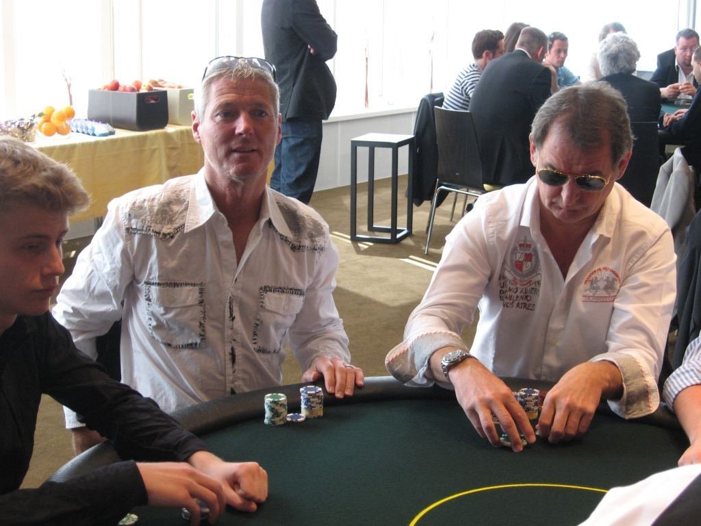 CAPT Innsbruck Live: 2.000 Euro No Limit Hold\'em Tag 1 CAPT Innsbruck Live: 2.000 Euro No Limit Hold\'em Tag 1