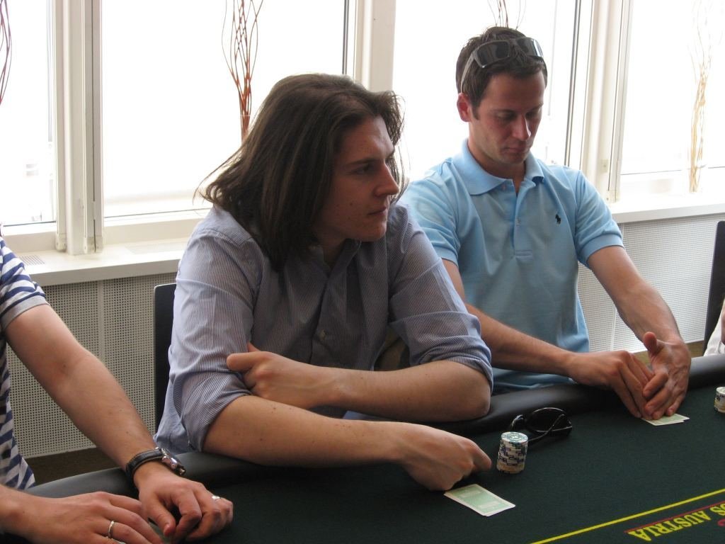 CAPT Innsbruck Live: 2.000 Euro No Limit Hold\'em Tag 1 CAPT Innsbruck Live: 2.000 Euro No Limit Hold\'em Tag 1