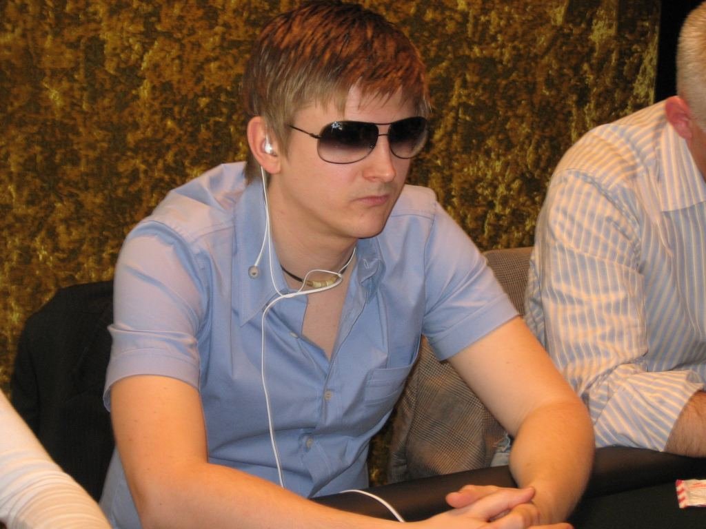CAPT Innsbruck Live: 2.000 Euro No Limit Hold\'em Tag 1 CAPT Innsbruck Live: 2.000 Euro No Limit Hold\'em Tag 1