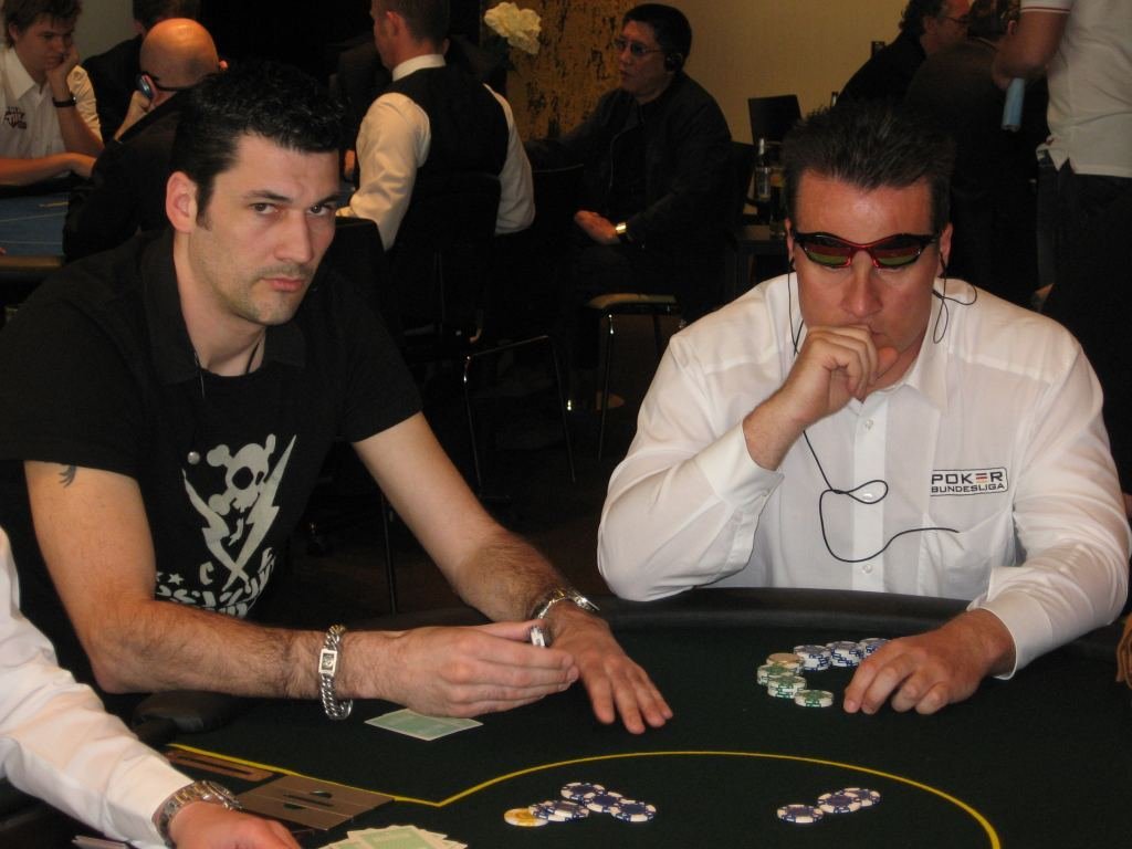 CAPT Innsbruck Live: 2.000 Euro No Limit Hold\'em Tag 1 CAPT Innsbruck Live: 2.000 Euro No Limit Hold\'em Tag 1