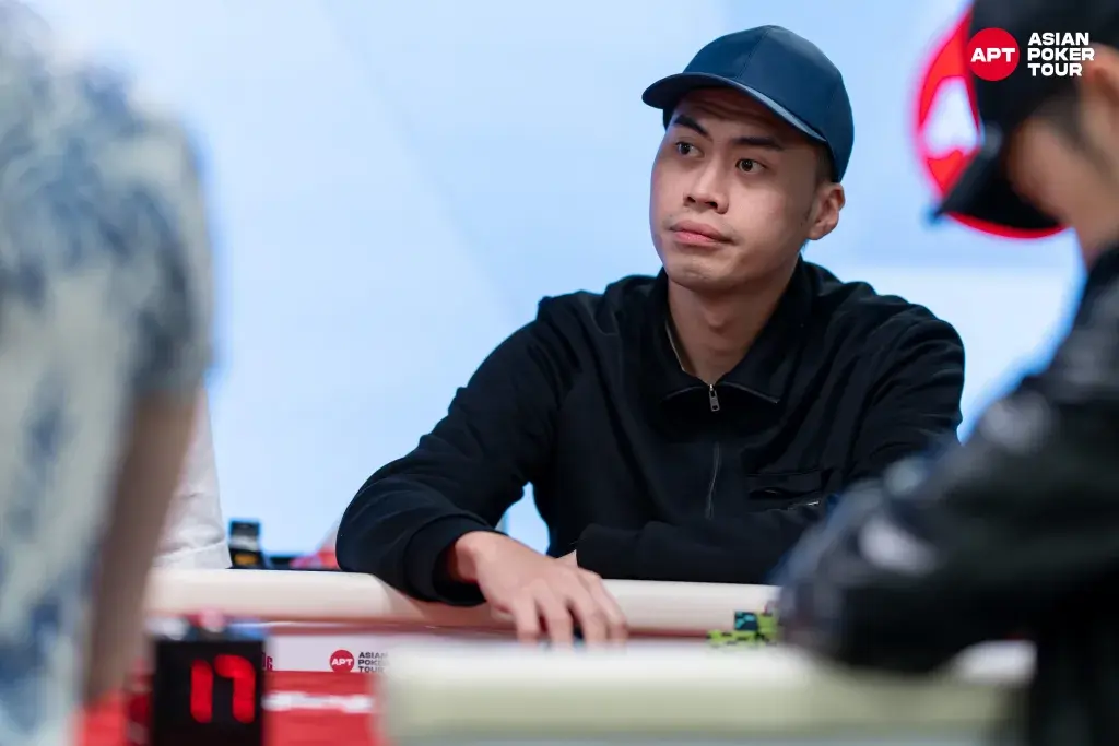Auf Platz acht der Geldrangliste 2026 liegt Wai Kiat Lee aus Malaysia. Er ist Zweiter der ewigen Bestenliste seines Landes und steigerte seine Karrieregewinne auf knapp 25 Millionen Dollar.