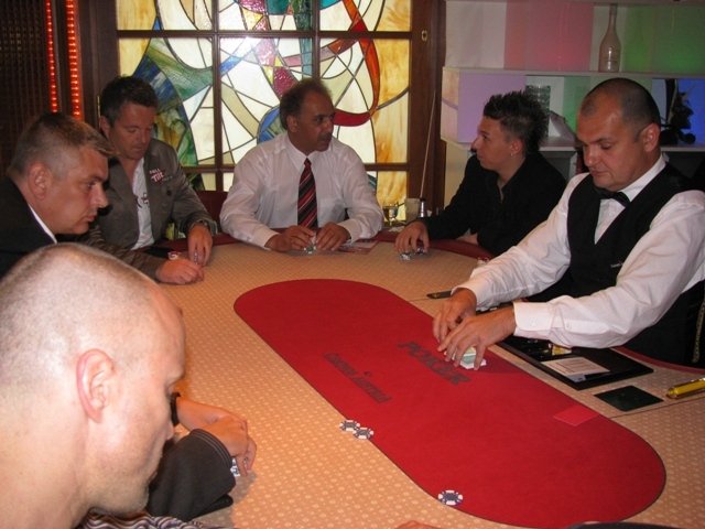 CAPT Graz Live: Main Event No Limit Hold\'em Tag 1 CAPT Graz Live: Main Event No Limit Hold\'em Tag 1