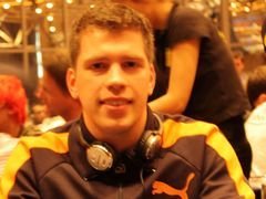 Viele Chips und Zuversicht:Florian Langmann x_florian_langmann