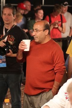 Freddy Deeb bekam von der Turnierleitungeine Zwangspause verschrieben freddy_deeb_zwangspause