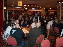 Blick in den Turniersaal erste_spieler
