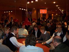 Gute Stimmung in Schenefeld die_tische