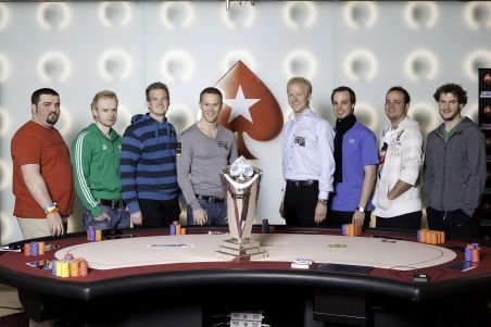 Der EPT Final Table – Der Filz, der die Welt bedeutet Final_Table_EPT6SNOW_Neil_Stoddart_220