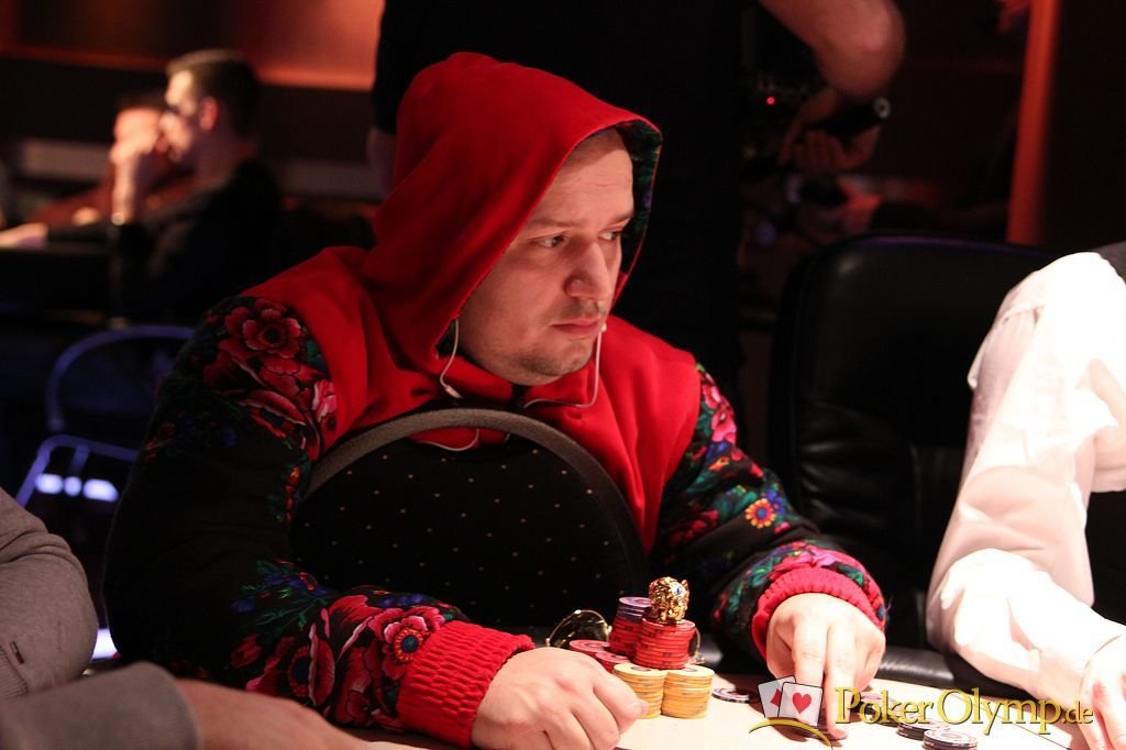 Andrey AlexandrovichLobzhanidze h_bsche_tischdecke
