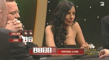 Collien Ulmen-Fernandes mit Killerblick und tiefem Ausschnitt Collien Ulmen-Fernandes mit Killerblick