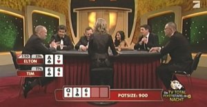 TV Total Pokernacht bei Raab mit Elton, Tim Mälzer, Collien Ulmen-Fernandes, Wayne Carpendale und Wildcard-Gewinner Uwe TV Total Pokernacht bei Raab mit Elton, Tim Mälzer, Collien Ulmen-Fernandes, Wayne Carpendale und Wildcard-Gewinner Uwe