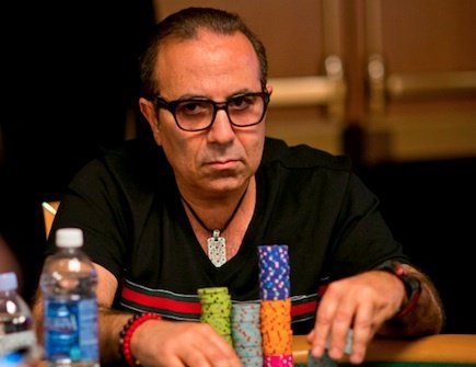 Sam Farha – Mitten drin, im PLO Sam Farha