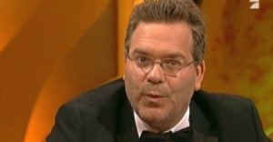 Elton im Glück bei der Pokernacht Elton im Glück bei der Pokernacht