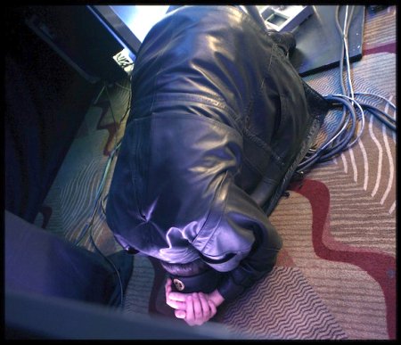 20_phil_hellmuth_fetal_position_wpt