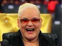 Hella von Sinnen Hella von Sinnen pokert