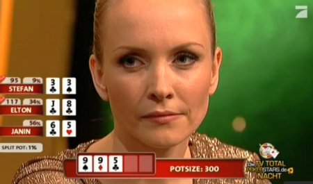 Janin Reinhardt bei der TV Total Pokernacht Janin Reinhardt bei der TV Total Pokernacht