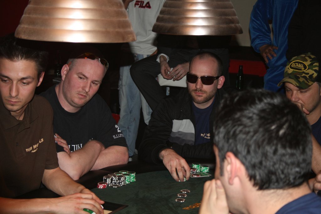 Fishhooks und die WSOP-Qualifikation Fishhooks und die WSOP-Qualifikation