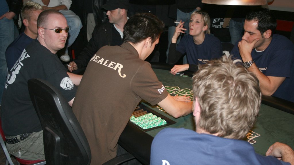 Fishhooks und die WSOP-Qualifikation Fishhooks und die WSOP-Qualifikation