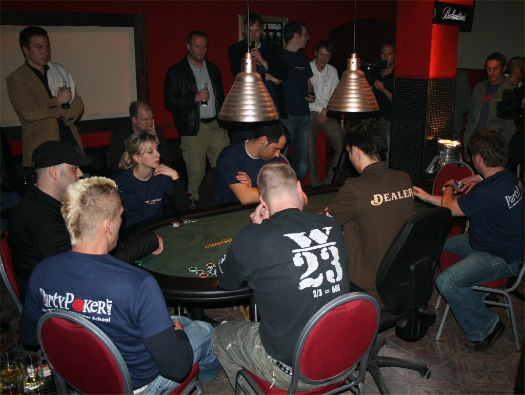 Fishhooks und die WSOP-Qualifikation Fishhooks und die WSOP-Qualifikation