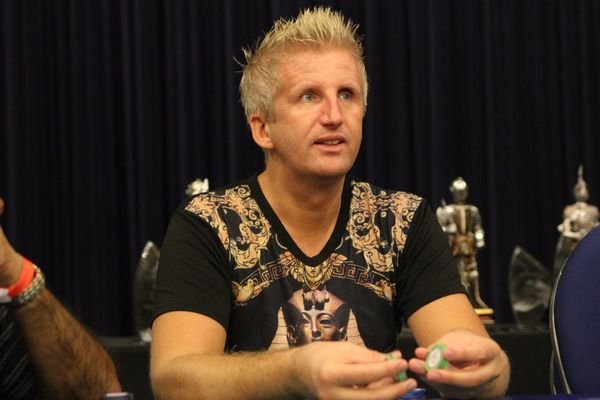 Andreas Hoivold Andreas Hoivold