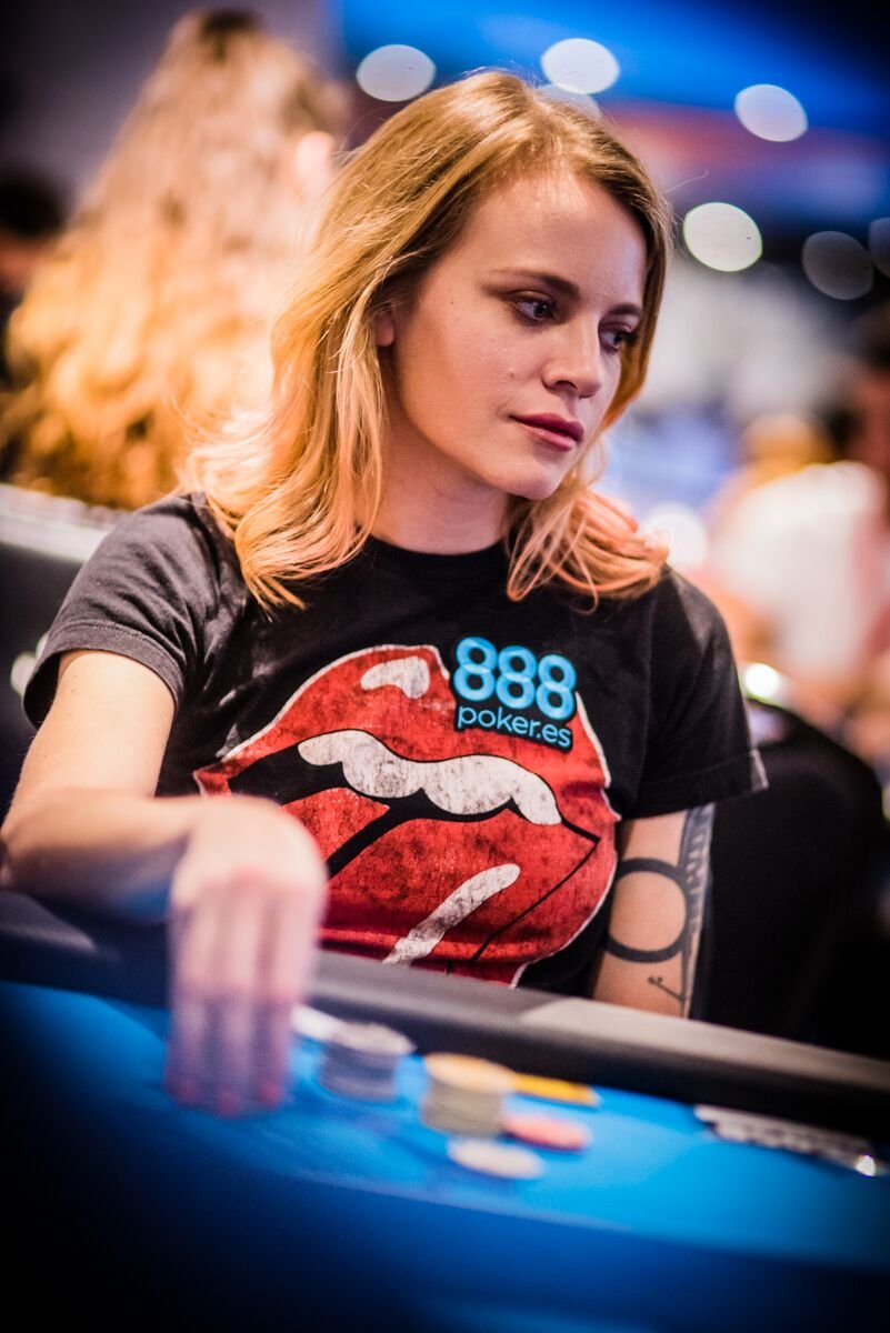 Platz 4 für Cate Hall Cate Hall 888live barcelona festival main event day1c FG