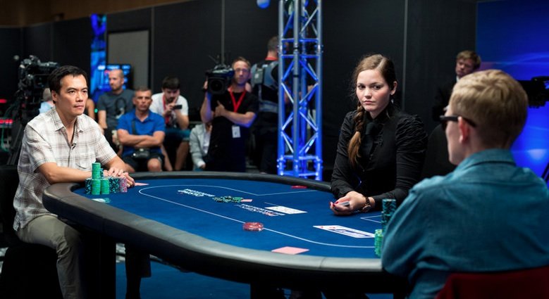 Heads-Up zwischen Juanda und Warburton Heads-Up zwischen Juanda und Warburton